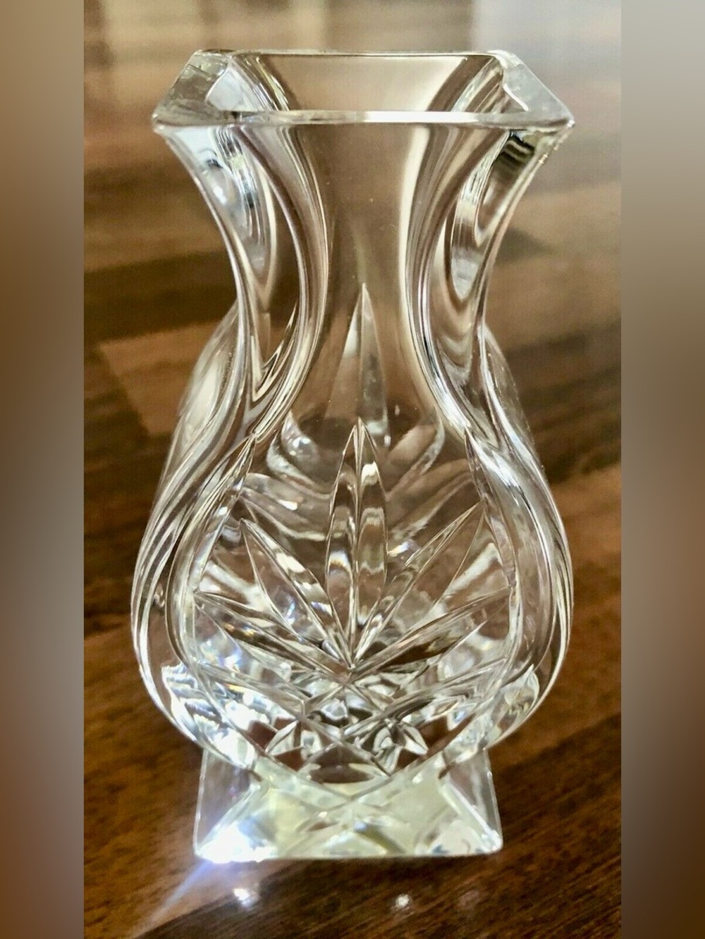 NWOB. Retired Waterford Crystal Vintage Athens Posy Bud Vase